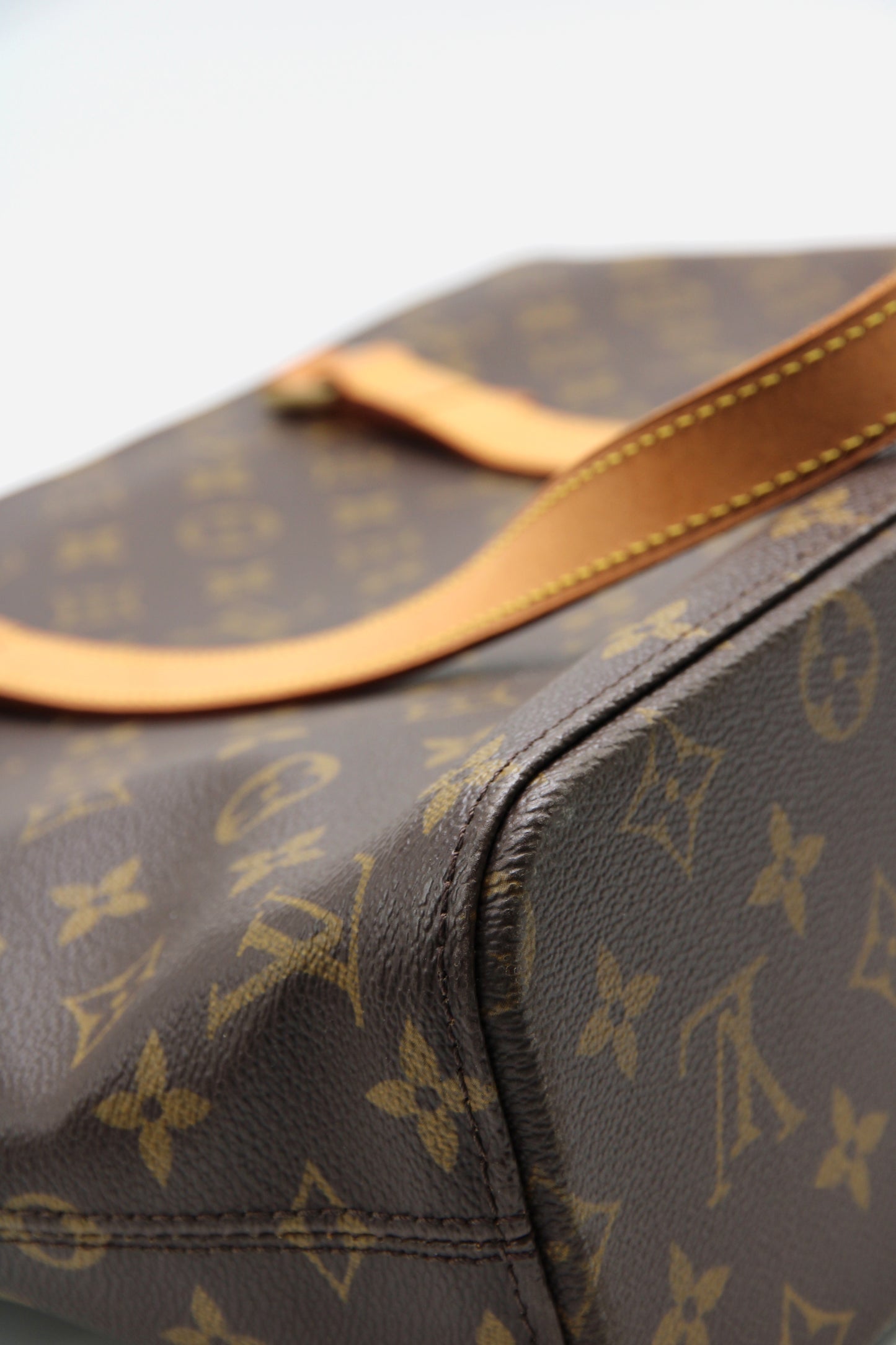 Louis Vuitton Monogram Luco Tote