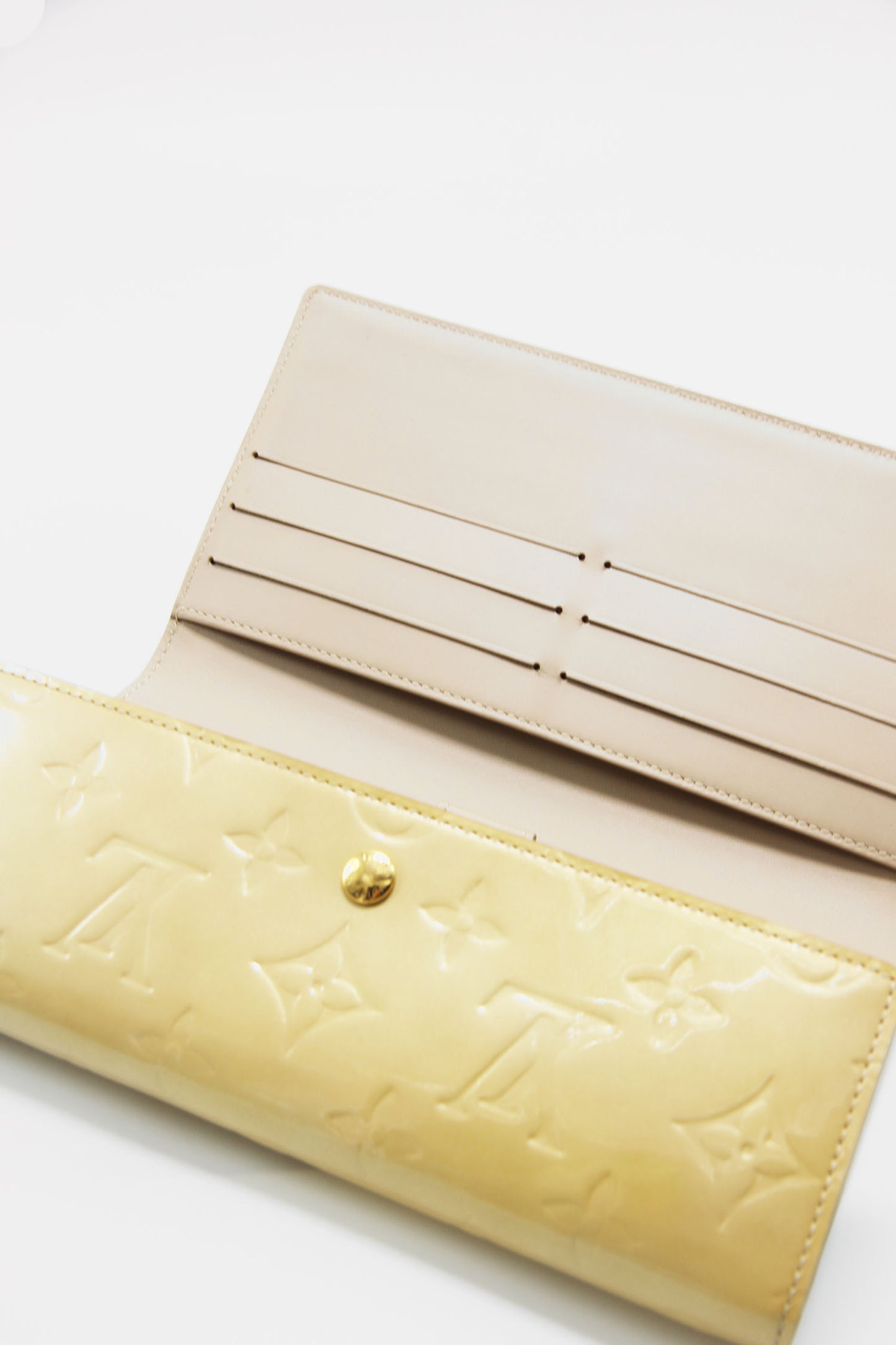 Louis Vuitton Monogram Sarah Wallet
