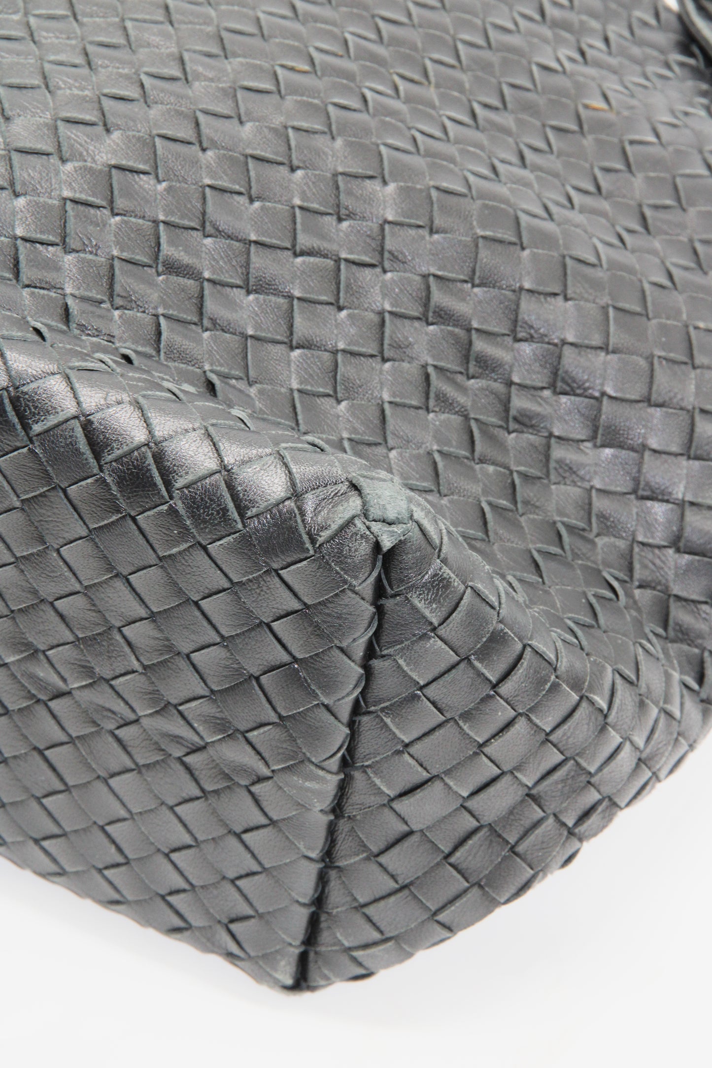 Bottega Veneta Intrecciato Garda Shoulder Bag