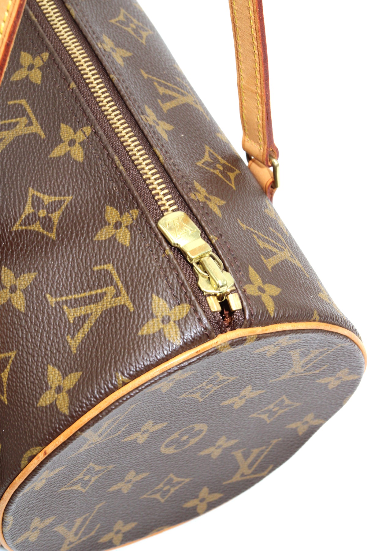 Louis Vuitton Monogram Papillon 30 with pouch