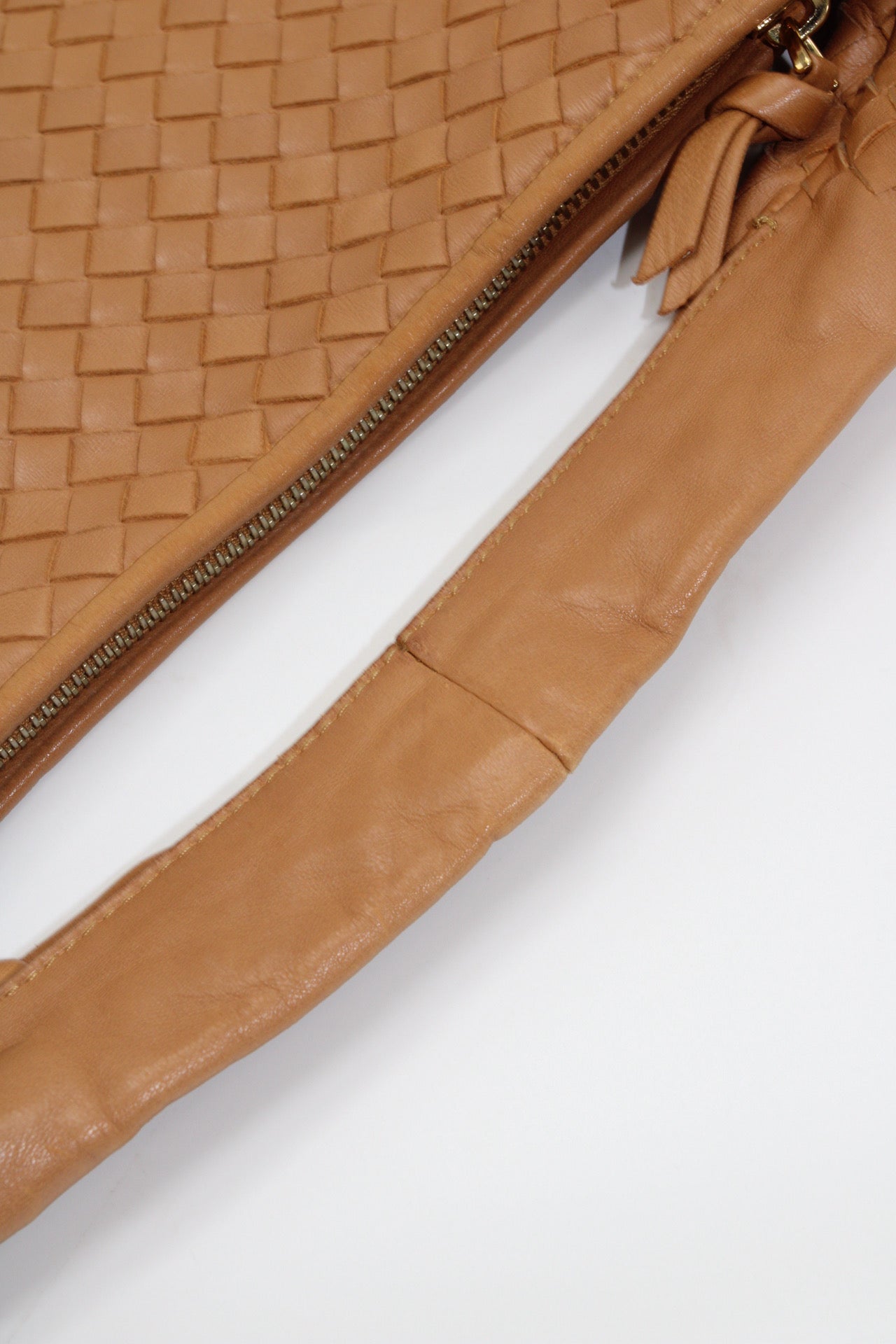 Bottega Veneta Large Intrecciato Hobo